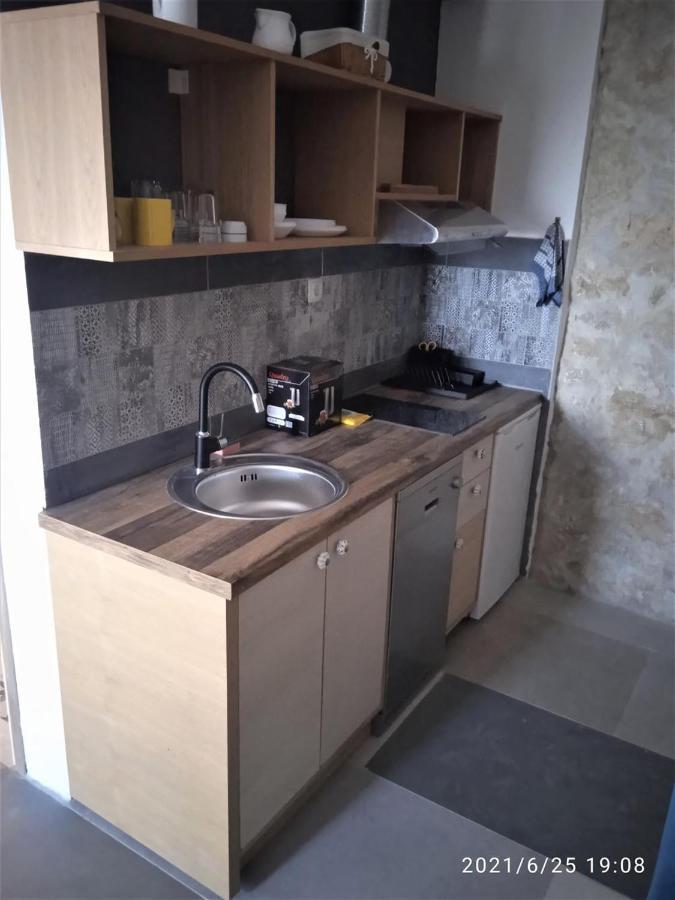 Agave Apartments Stara Baška Екстериор снимка