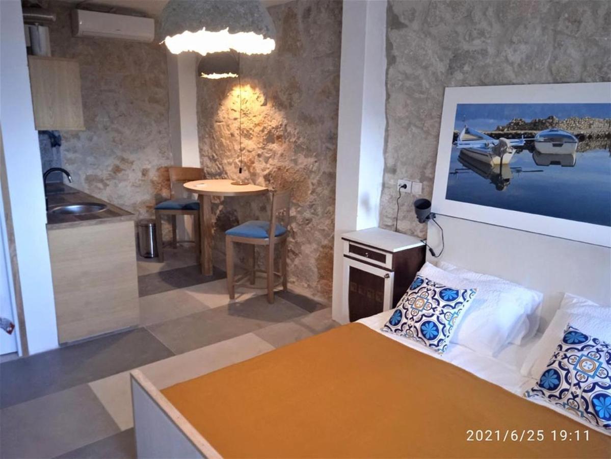 Agave Apartments Stara Baška Екстериор снимка